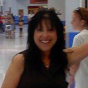 Meet your Posher, Elia